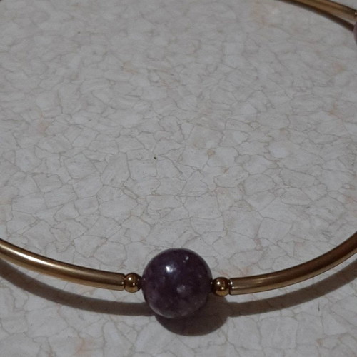 Handmade necklace with semi-precious stones and surgical steel