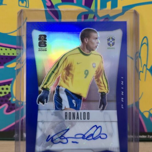 Ronaldo R9 Panini Prizm World Cup 2026 autograph card like new