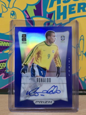 Ronaldo R9 Panini Prizm World Cup 2026 autograph card like new