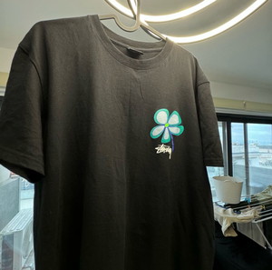 Stussy Black T-Shirt – Flower Logo