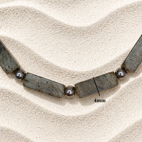 Handmade necklace with labradorite and steel chain new