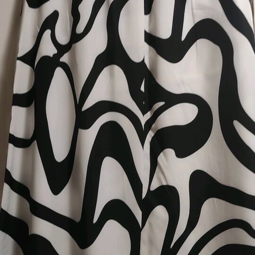 Skirt XXL like new, black and white, A-line