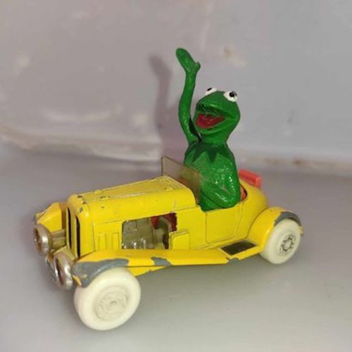 Corgi Muppet Show 2030 Kermit toy car used