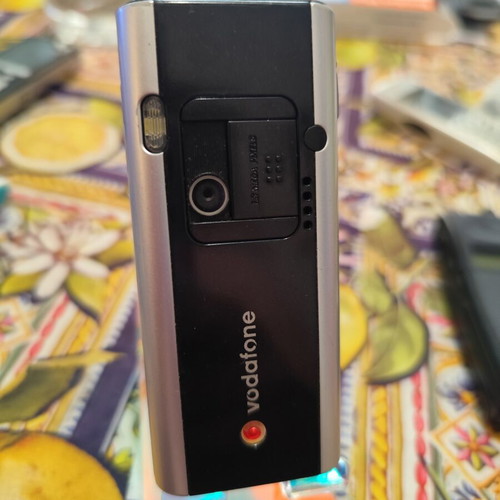 Sony Ericsson V600i vintage mobile phone used, black