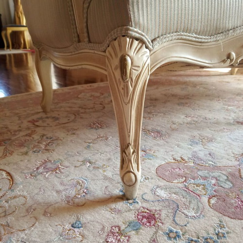 Antique set imported from Spain with two-seater sofa, bar, two stools and table like new