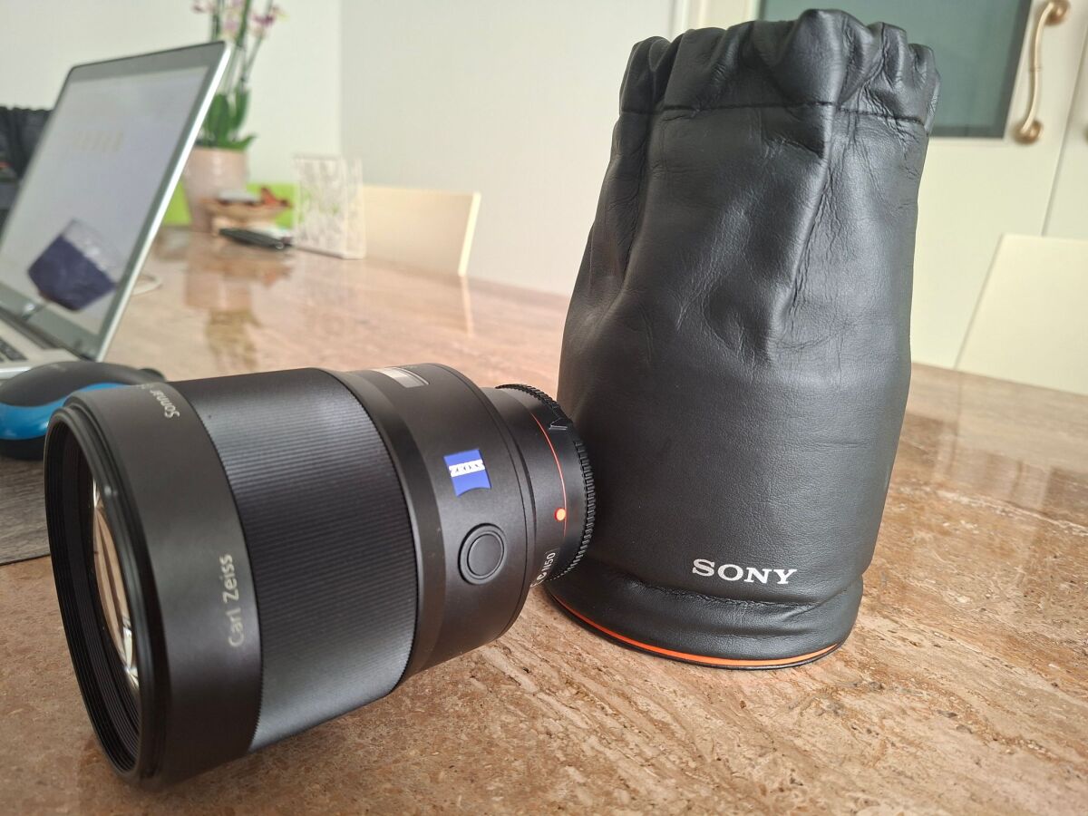Sony Zeiss Sonnar T* 135mm f/1.8 ZA… - € 800,00 - Vendora.cy
