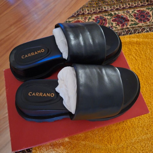Carrano leather sandals size 38 like new, black