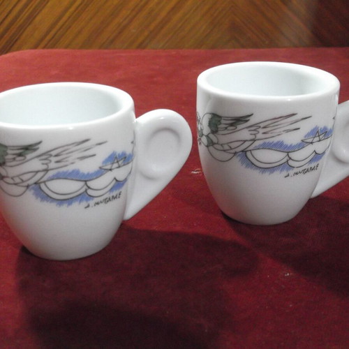 Loumidis espresso cups set of two ceramic signed by D. Mytaras like new