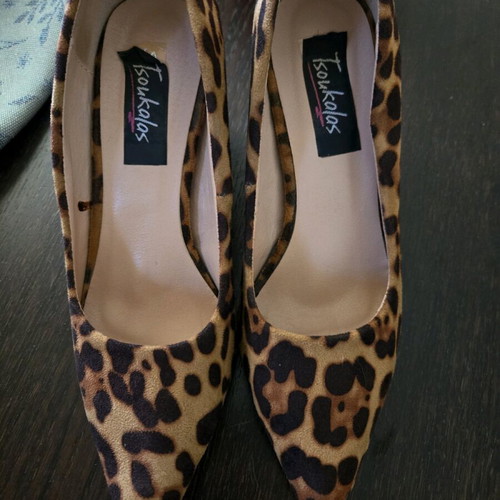Tsoukalas leopard print pumps like new, size 37, chunky heel