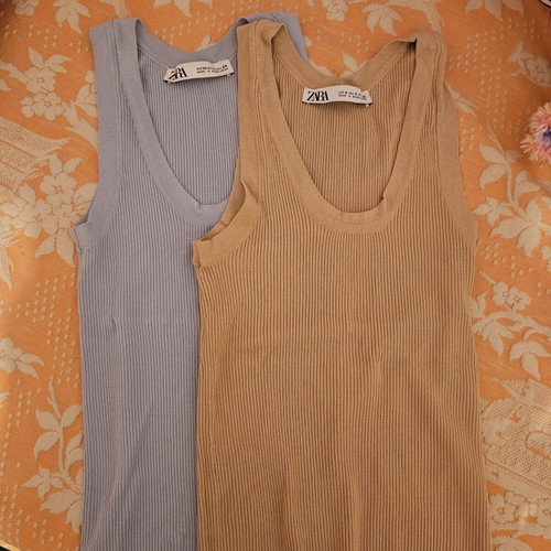 Zara ribbed tops size S like new, blue and beige