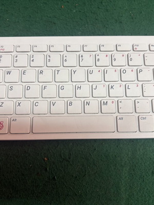 Raspberry Pi 400 πληκτρολόγιο υπολογιστή σαν καινούργιο