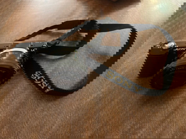 Sony mirrorless a5000 (τελική τιμή)