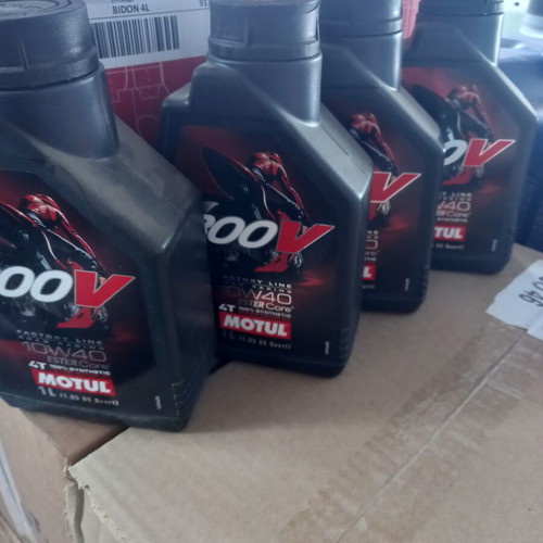 Motul 300V 10W40 engine oil pack of 4x1L new