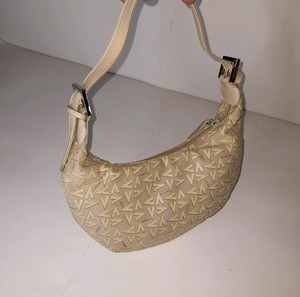 Γυναικείο τσαντάκι Valentino