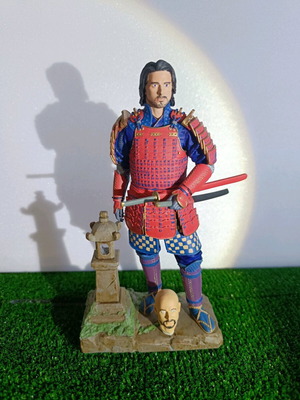 The Last Samurai Tom Cruise 3D Printed Statue like new with 2 heads