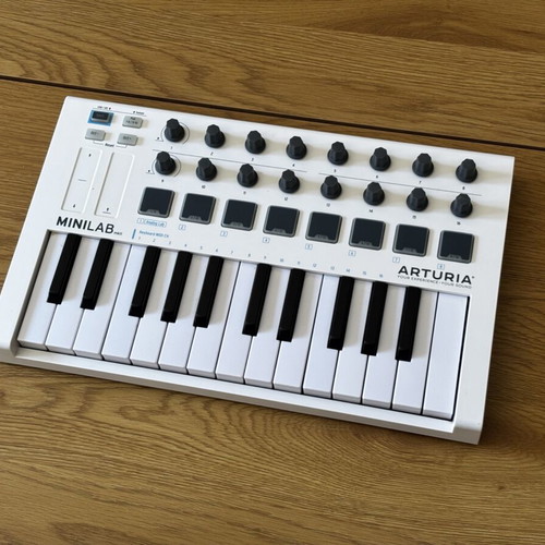Arturia MiniLab MK2 MIDI Controller used, good condition