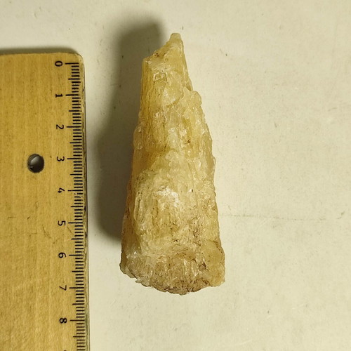 Yellow quartz from Lavrio like new, 97 grams