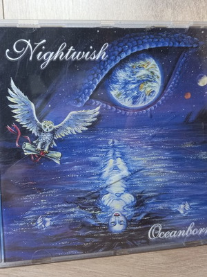 Nightwish Oceanborn music CD like new, collectible