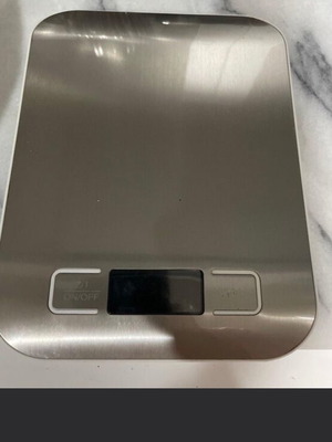 Kitchen scale used, in good condition