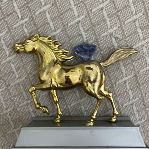 Lighter used with horse design