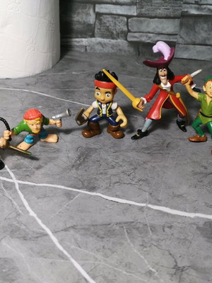 Figures used, pack of 6 pieces