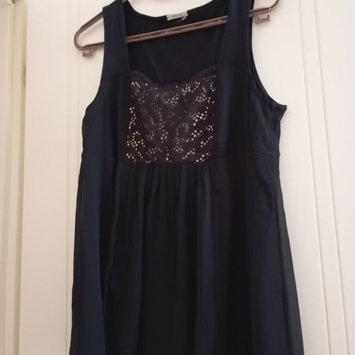 Intimissimi sleeveless blouse like new, size M, black and beige