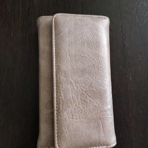 Women's gray wallet used