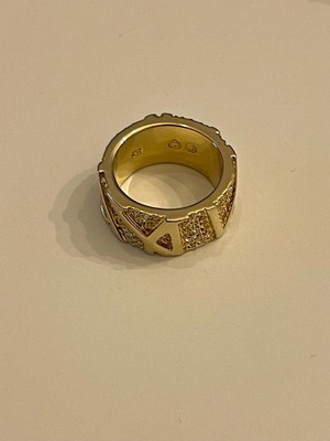 Swarovski ring like new