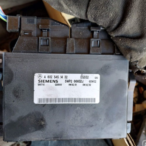 Speed computer A 032 545 24 32 for Mercedes W211 used