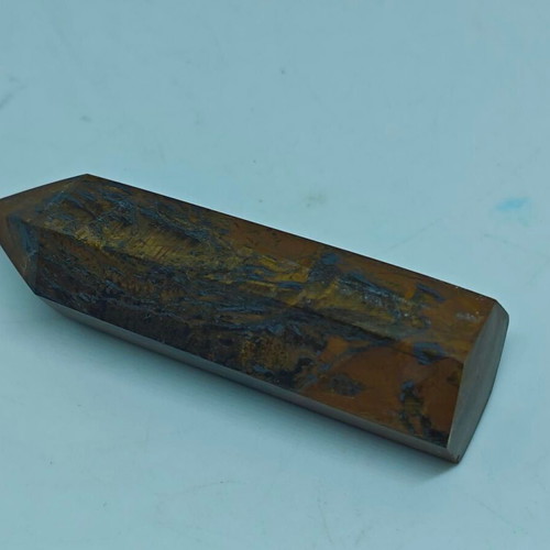 Tiger Iron crystal tower shaped like new 8 cm
