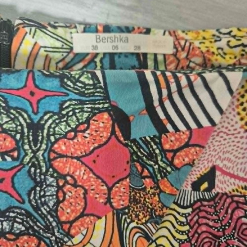 Bershka skirt-shorts size 38 like new, multicolor
