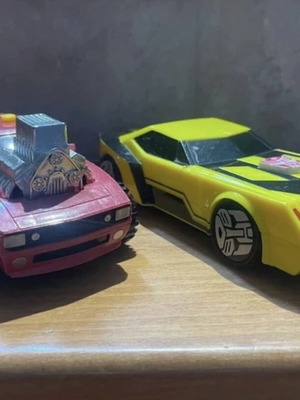 Toy cars like new with lights and sound, set of 2, 15cm