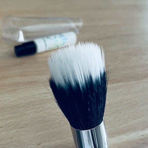 MAC Brush 187 new for powder and blush products