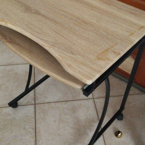Small desk used with wheels