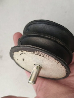 Fiat engine mount new with internal spring