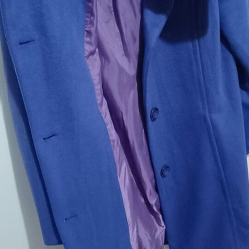Women's blue coat like new with velvet texture