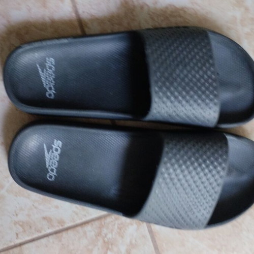 Speedo slippers size 39 used, blue