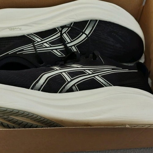 Asics Running 27 Extra Wide like new, size 43.5, black and grey