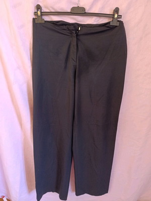 Women's black pants like new