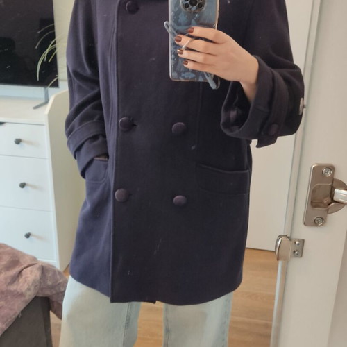 Vintage wool purple coat used, size 40 with velvet details