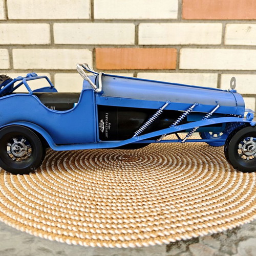 Metal decorative wine holder vintage car used