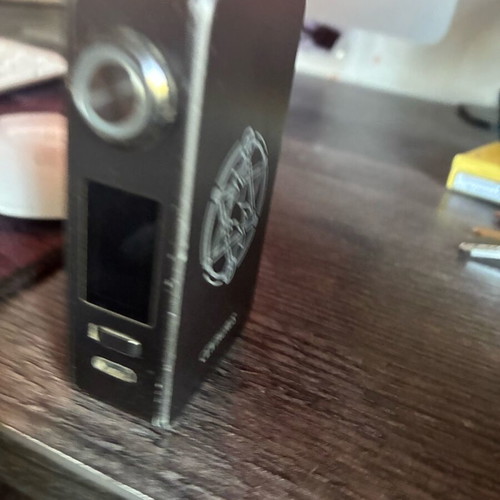 Geekvape Centaurus Mod electronic cigarette with X2 18650 batteries like new