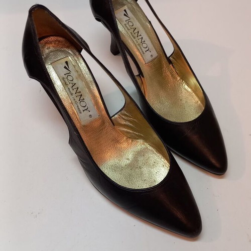 Women's leather pumps Ioannou black size 36 used, 7cm heel