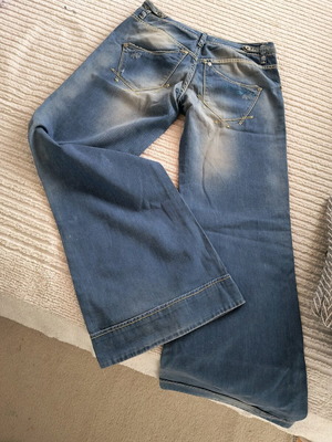 Sei Jeans women's bell-bottom jean pants like new