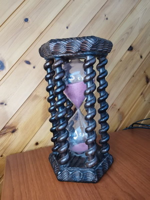 19th Century French Oak and Glass Hour Sand Timer like new