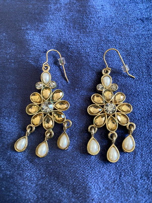 Accessorize Κρεμαστά Σκουλαρίκια Μαργαρίτα Καινούργια Χρυσαφί Με Κρύσταλλα Και Πέρλες