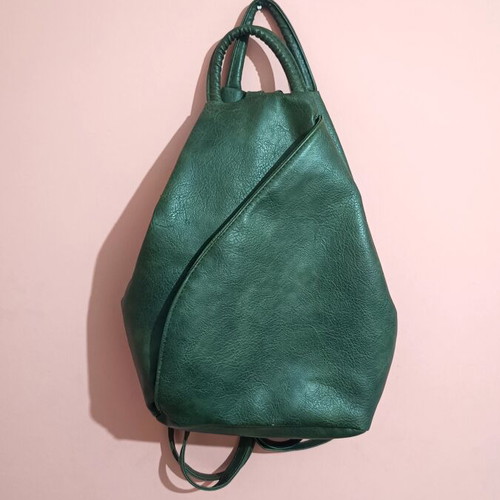 Backpack in olive green color