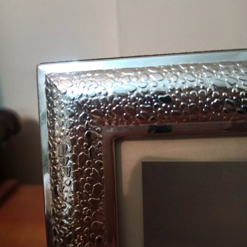 Photo frame silver modern hammered, like new, 22x17 cm