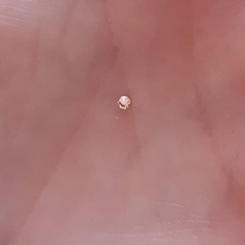 Swarovski dental crystal new, transparent 1.7 millimeters