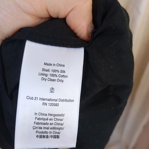 DKNY silk dress like new, black, size M
